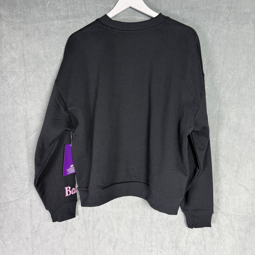 New Bratz Est 2001 Graphic Sweatshirt Black Pink Doll Y2K Crewneck M BTQ016C - Picture 3 of 14